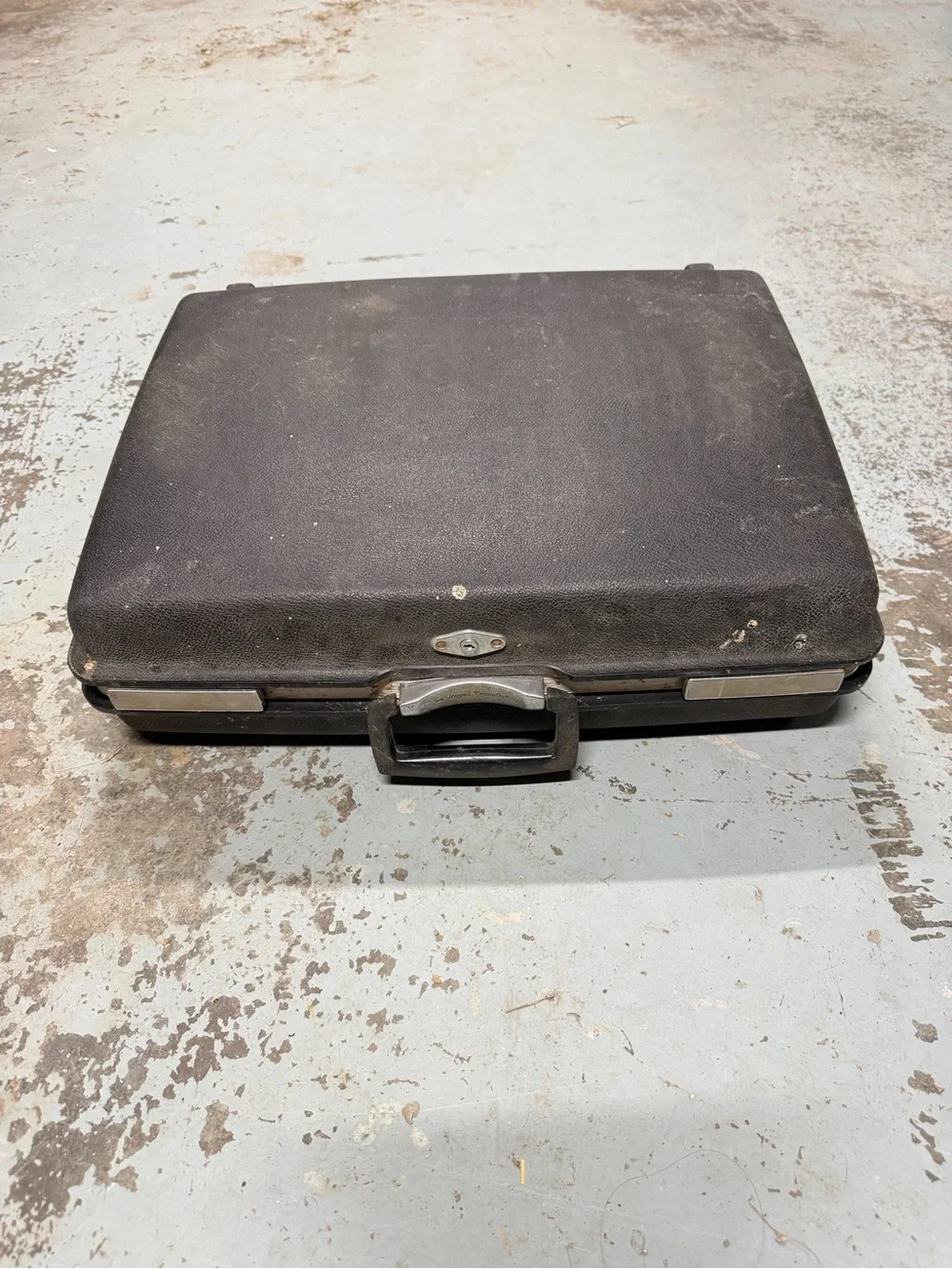 Royal Traveller black hardcase